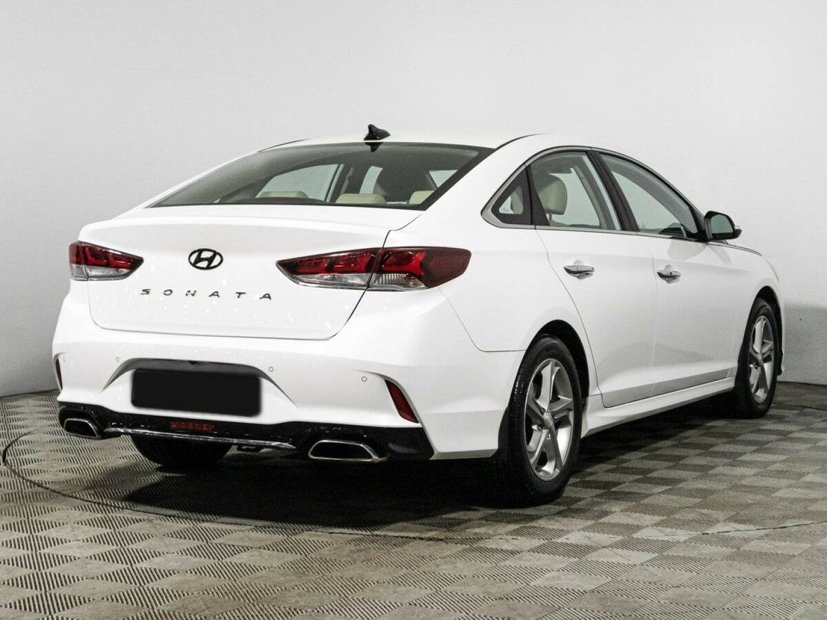 Hyundai Sonata 2017 года с пробегом. Фото: #4
