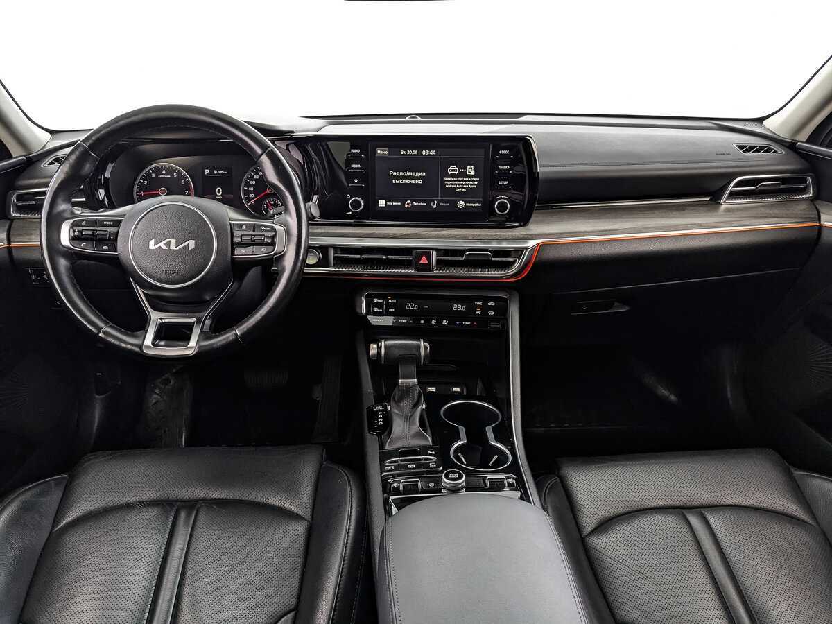 Kia K5 2021 года с пробегом. Фото: #9