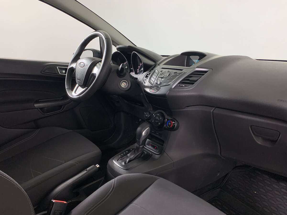 Ford Fiesta 2016 года с пробегом. Фото: #13