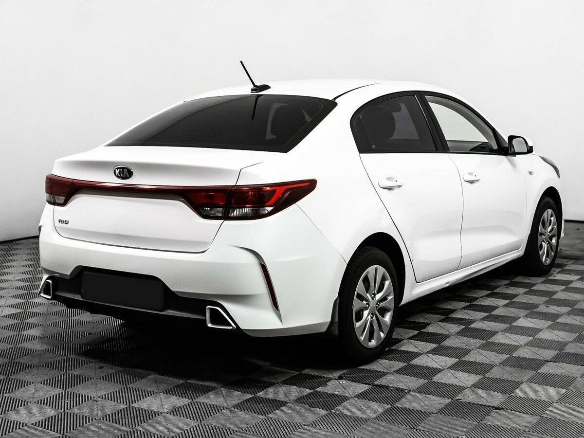 Kia Rio 2021 года с пробегом. Фото: #4