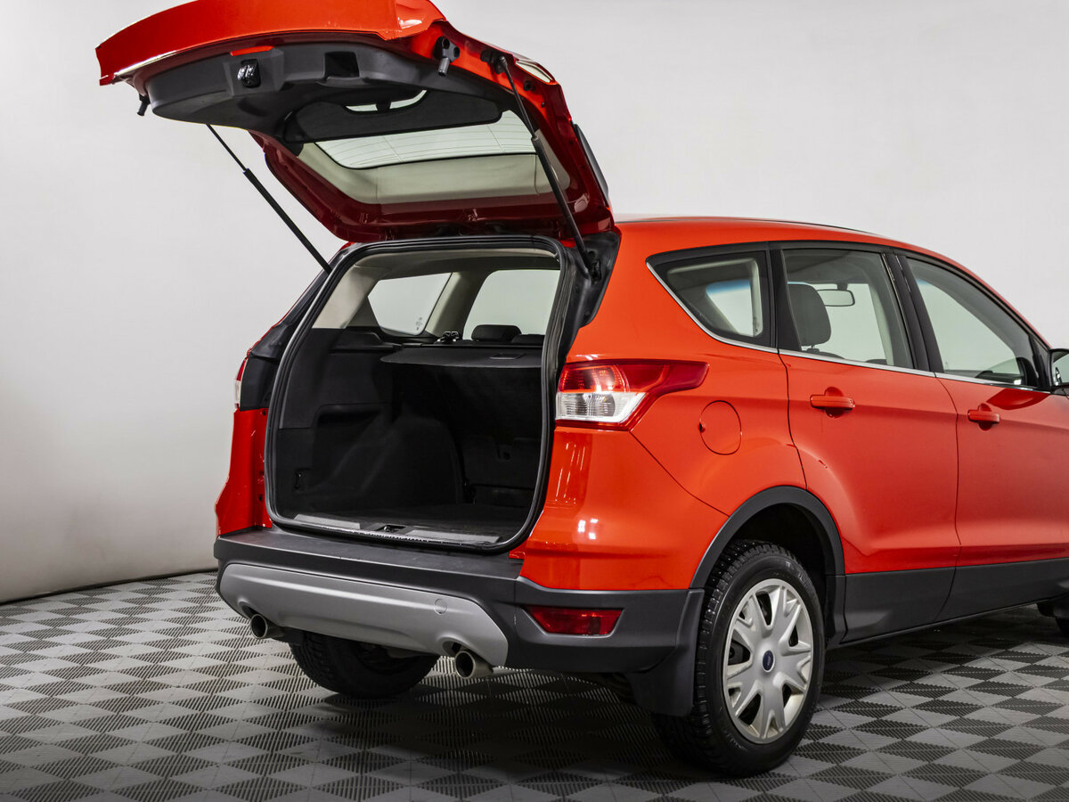 Ford Kuga 2015 года с пробегом. Фото: #15