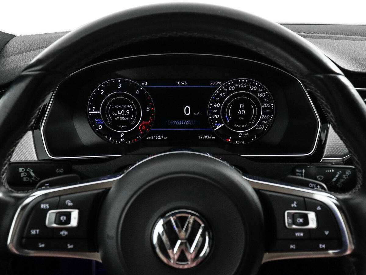 Volkswagen Passat 2019 года с пробегом. Фото: #22