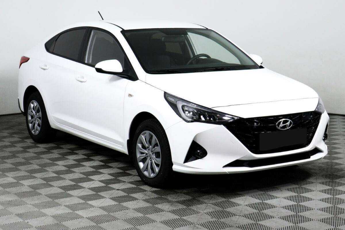 Hyundai Solaris 2022 года с пробегом. Фото: #2
