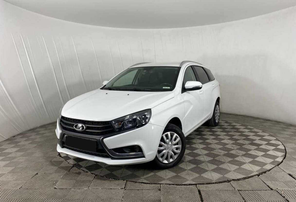 Lada (ВАЗ) Vesta 2021 года с пробегом. Фото: #0