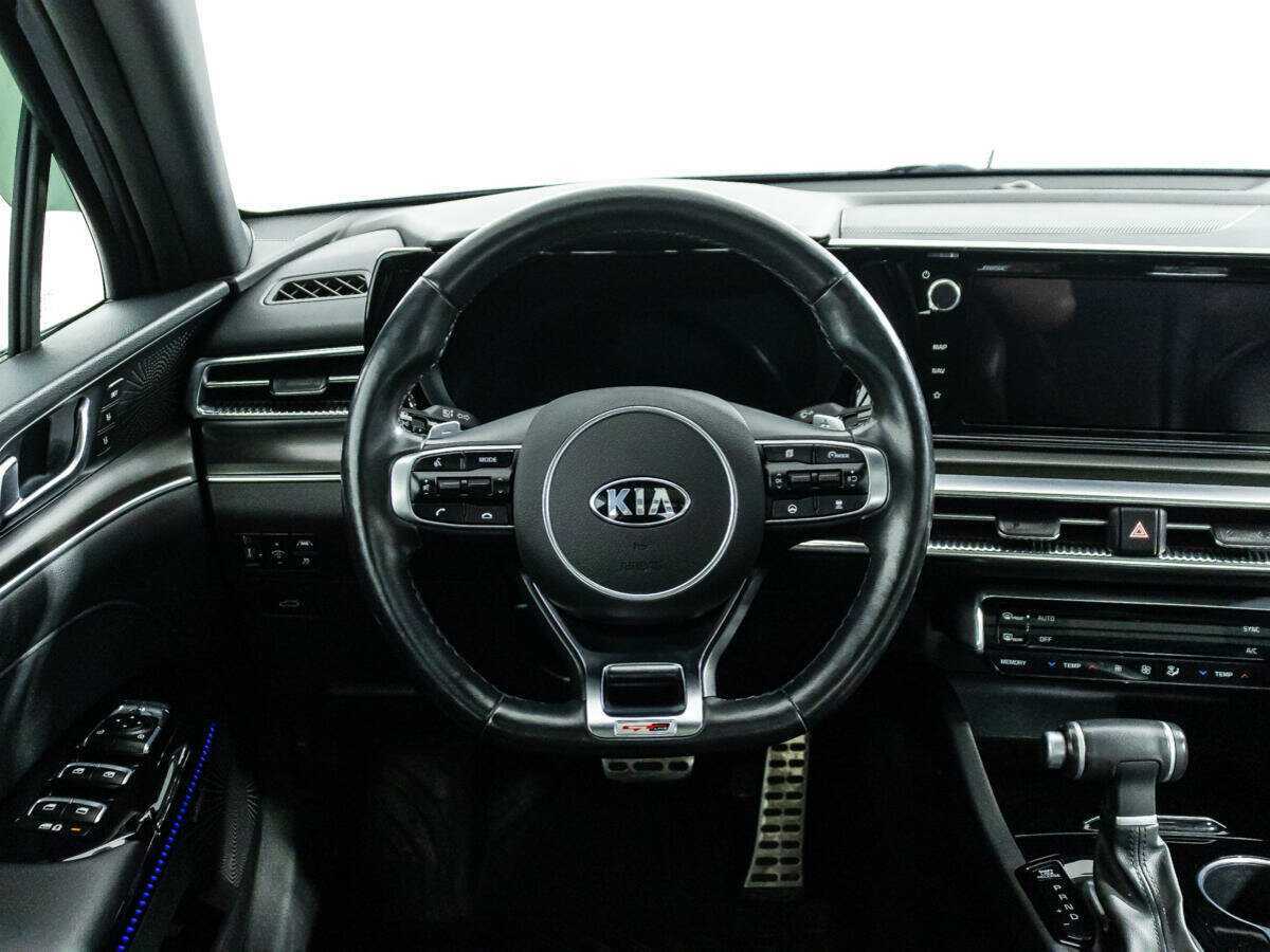 Kia K5 2020 года с пробегом. Фото: #17