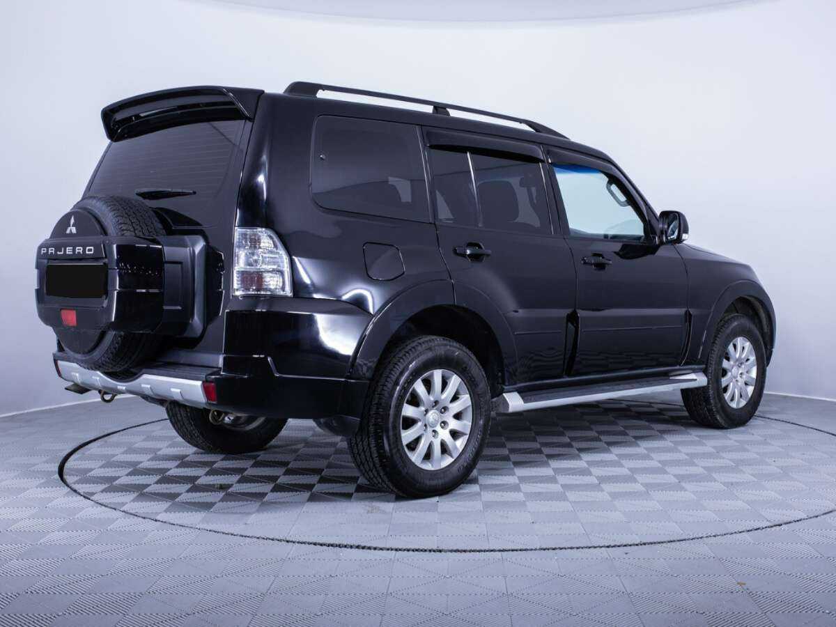 Mitsubishi Pajero 2012 года с пробегом. Фото: #3