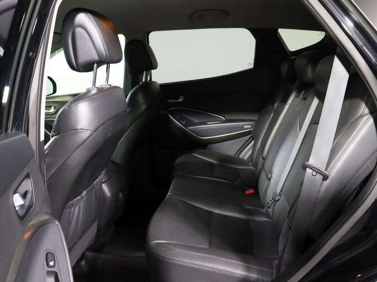 Hyundai Santa Fe 2017 года с пробегом. Фото: #6