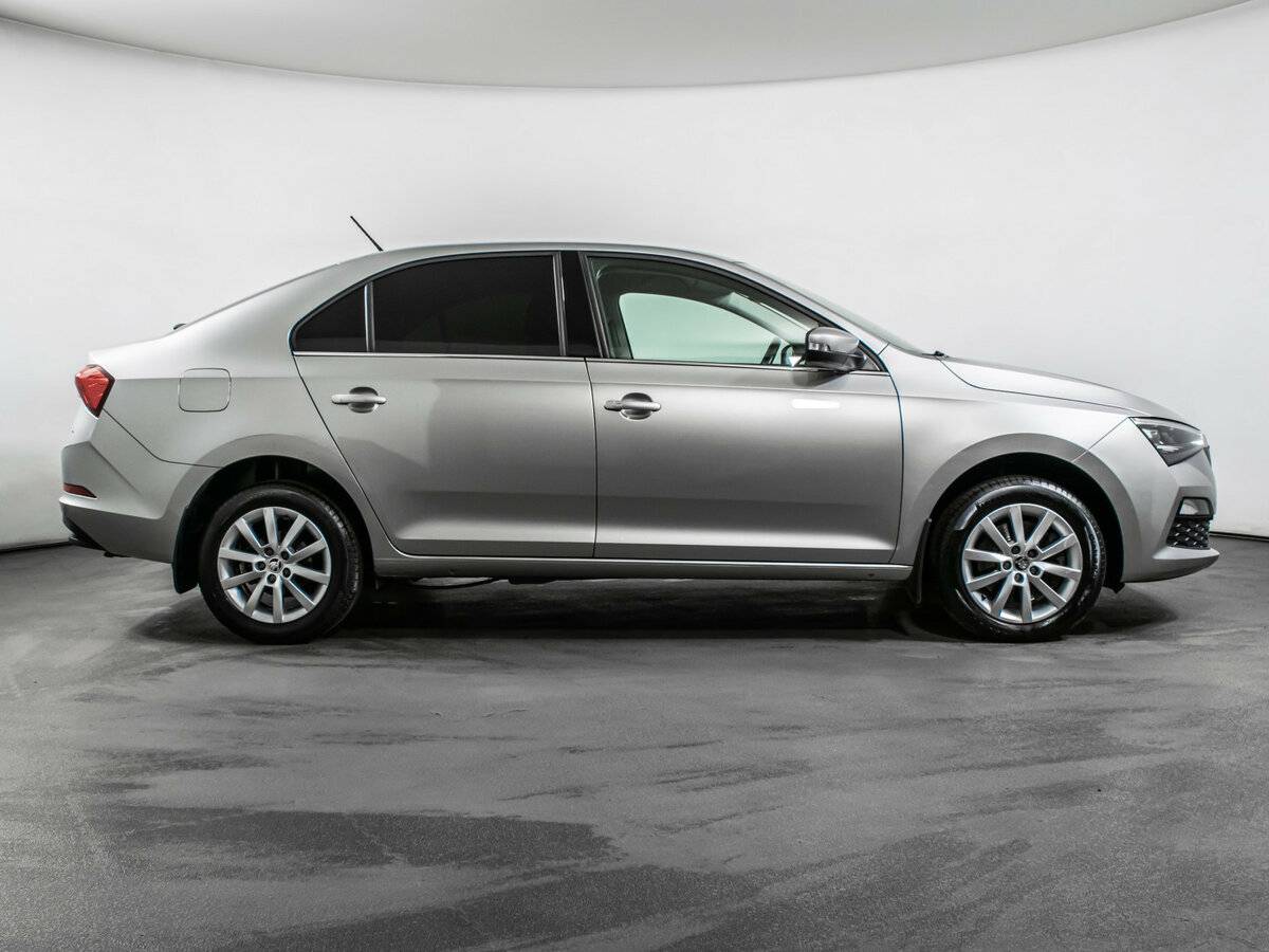 Skoda Rapid 2021 года с пробегом. Фото: #3