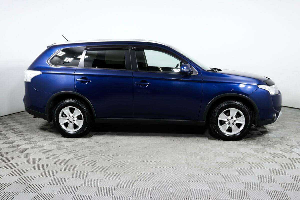 Mitsubishi Outlander 2014 года с пробегом. Фото: #3