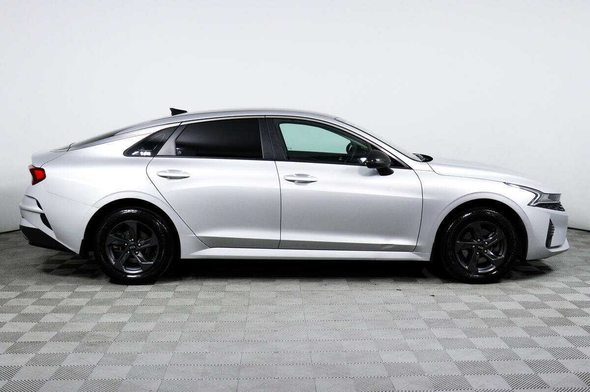 Kia K5 2020 года с пробегом. Фото: #3