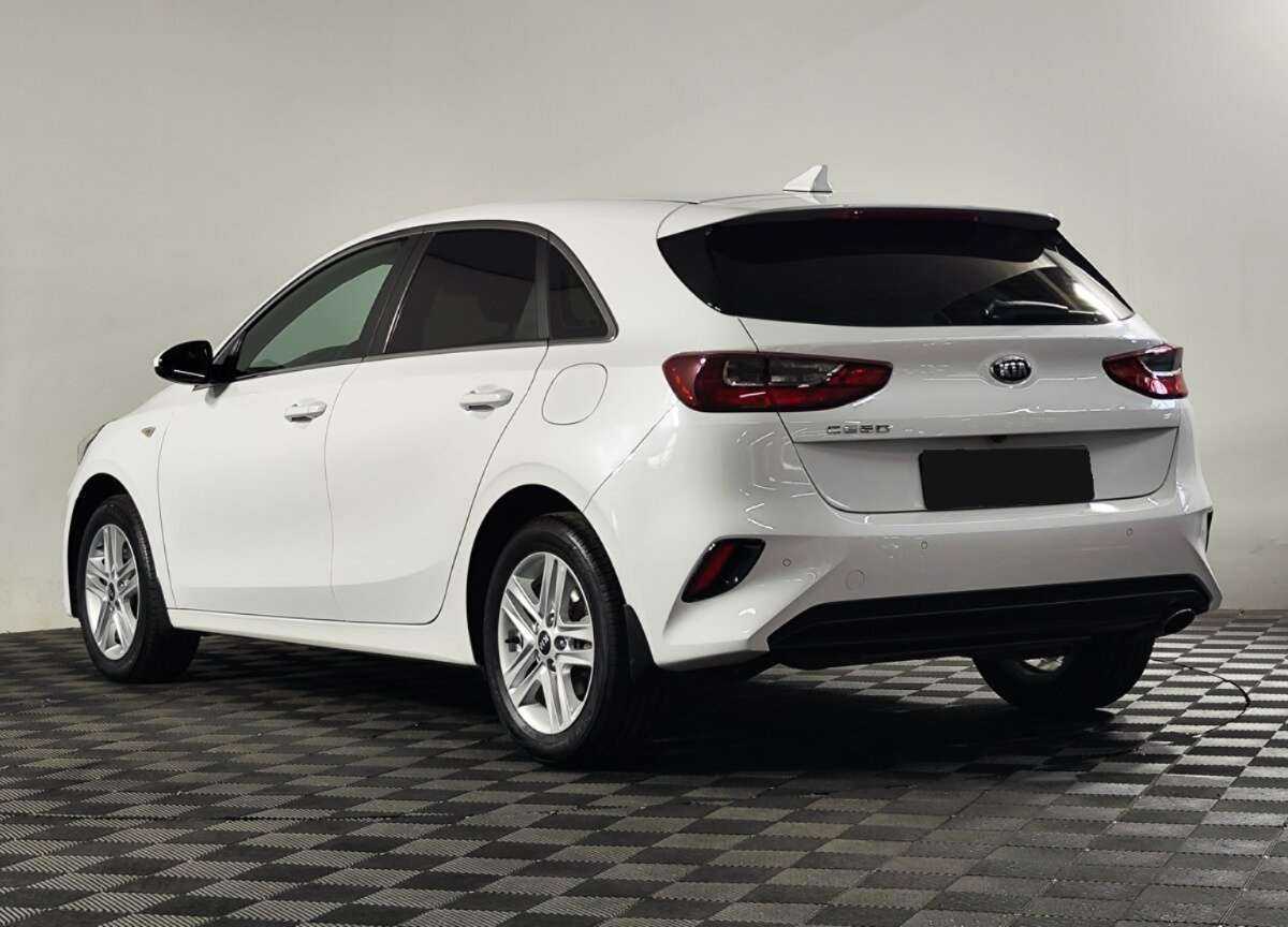 Kia Ceed 2020 года с пробегом. Фото: #4