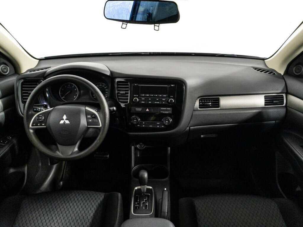 Mitsubishi Outlander 2014 года с пробегом. Фото: #10