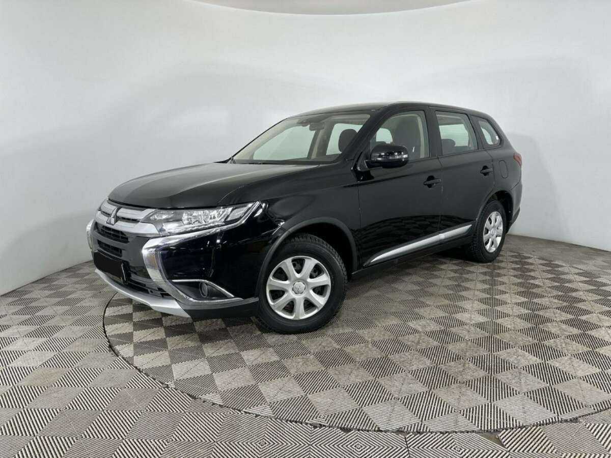 Mitsubishi Outlander 2017 года с пробегом. Фото: #0
