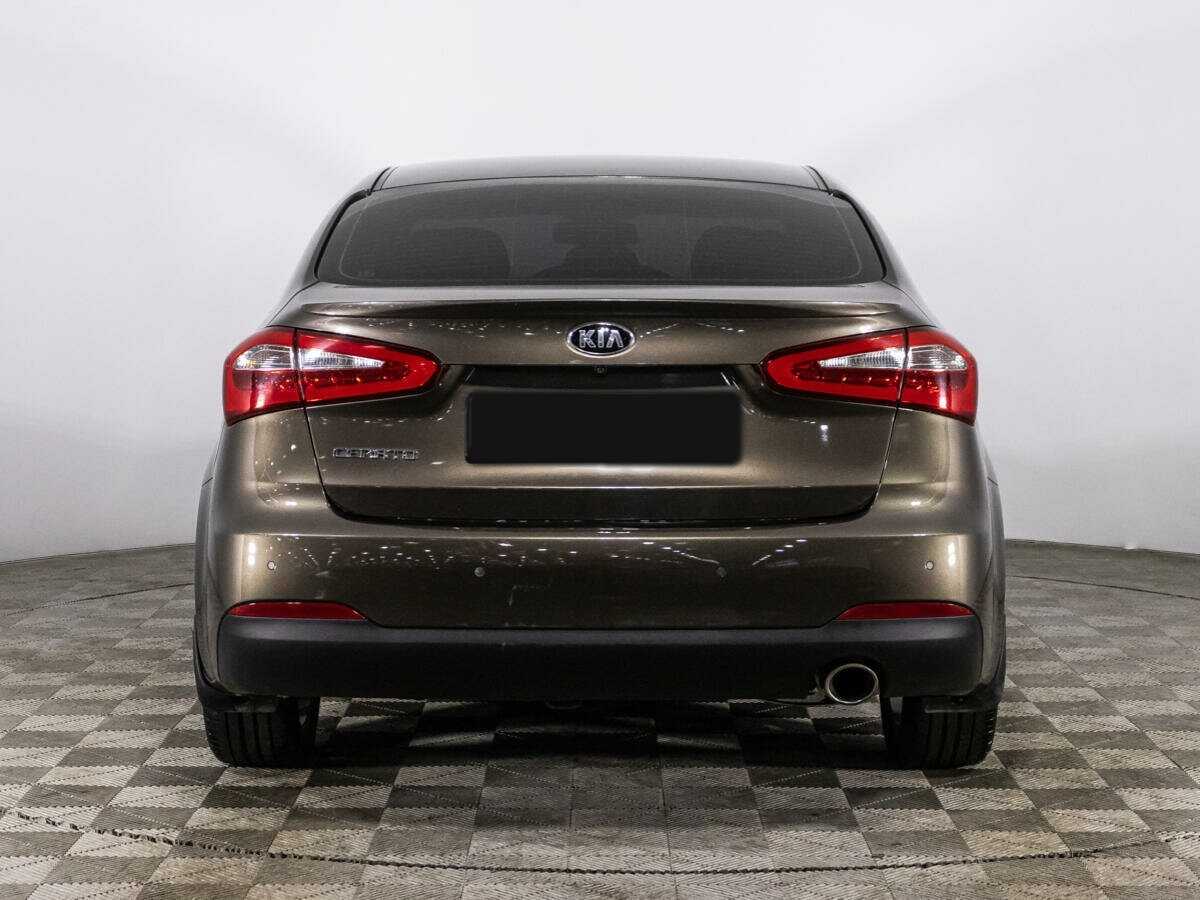 Kia Cerato 2015 года с пробегом. Фото: #5