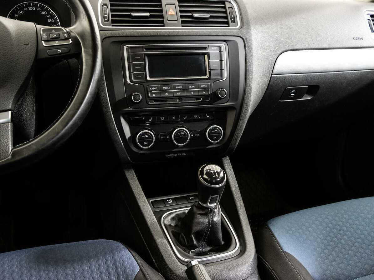 Volkswagen Jetta 2013 года с пробегом. Фото: #9