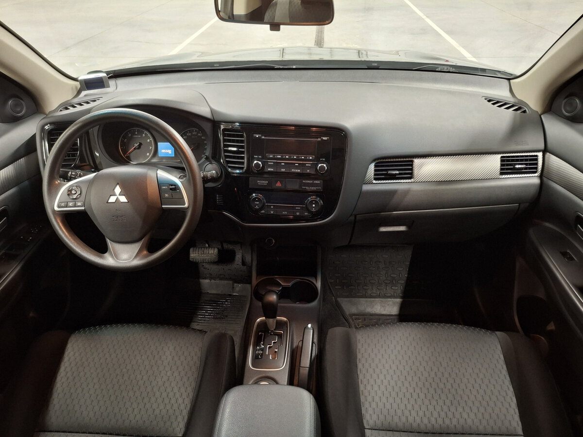 Mitsubishi Outlander 2014 года с пробегом. Фото: #12