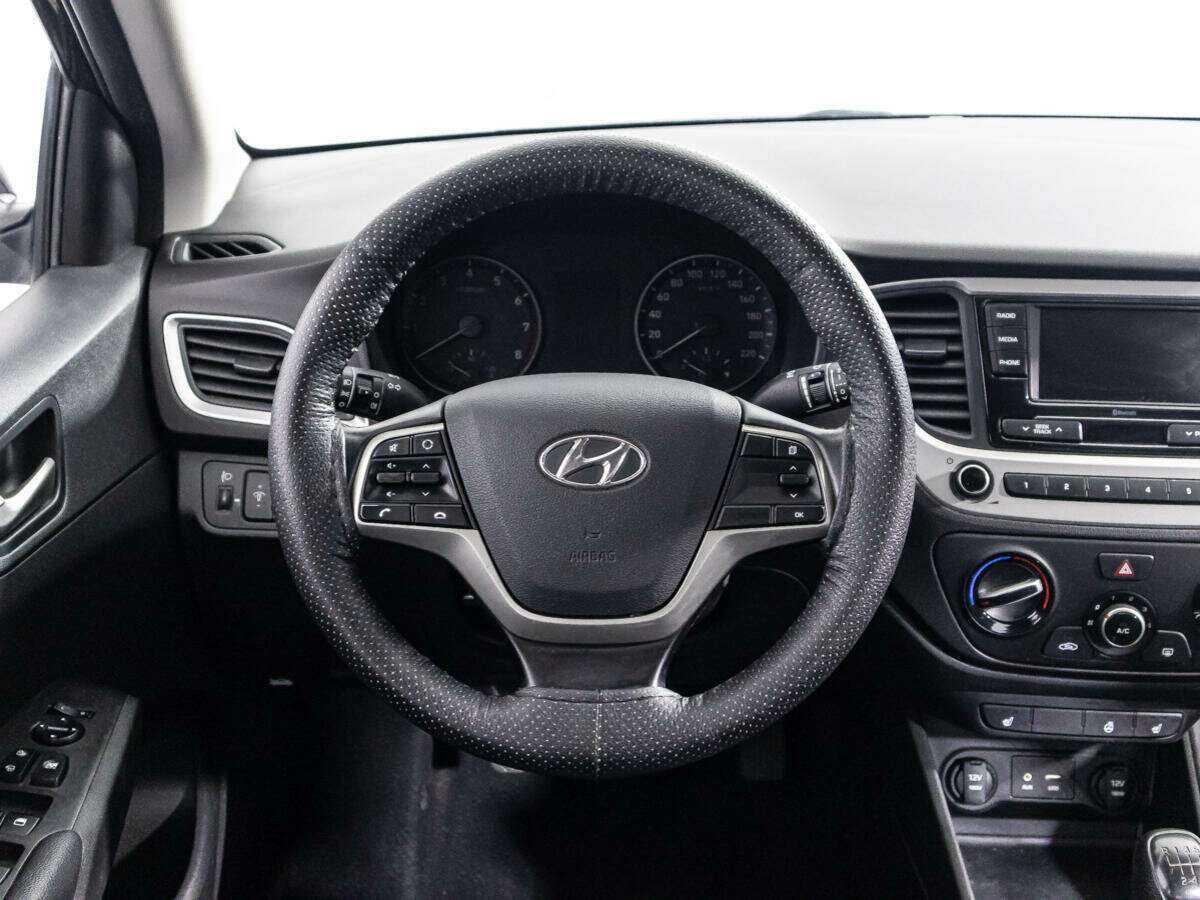 Hyundai Solaris 2017 года с пробегом. Фото: #15