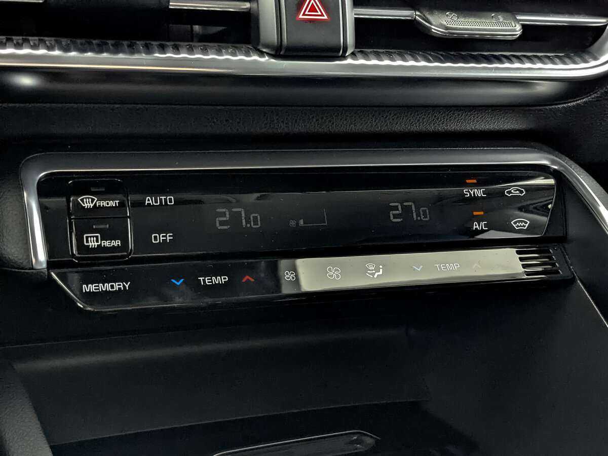 Kia K5 2021 года с пробегом. Фото: #22