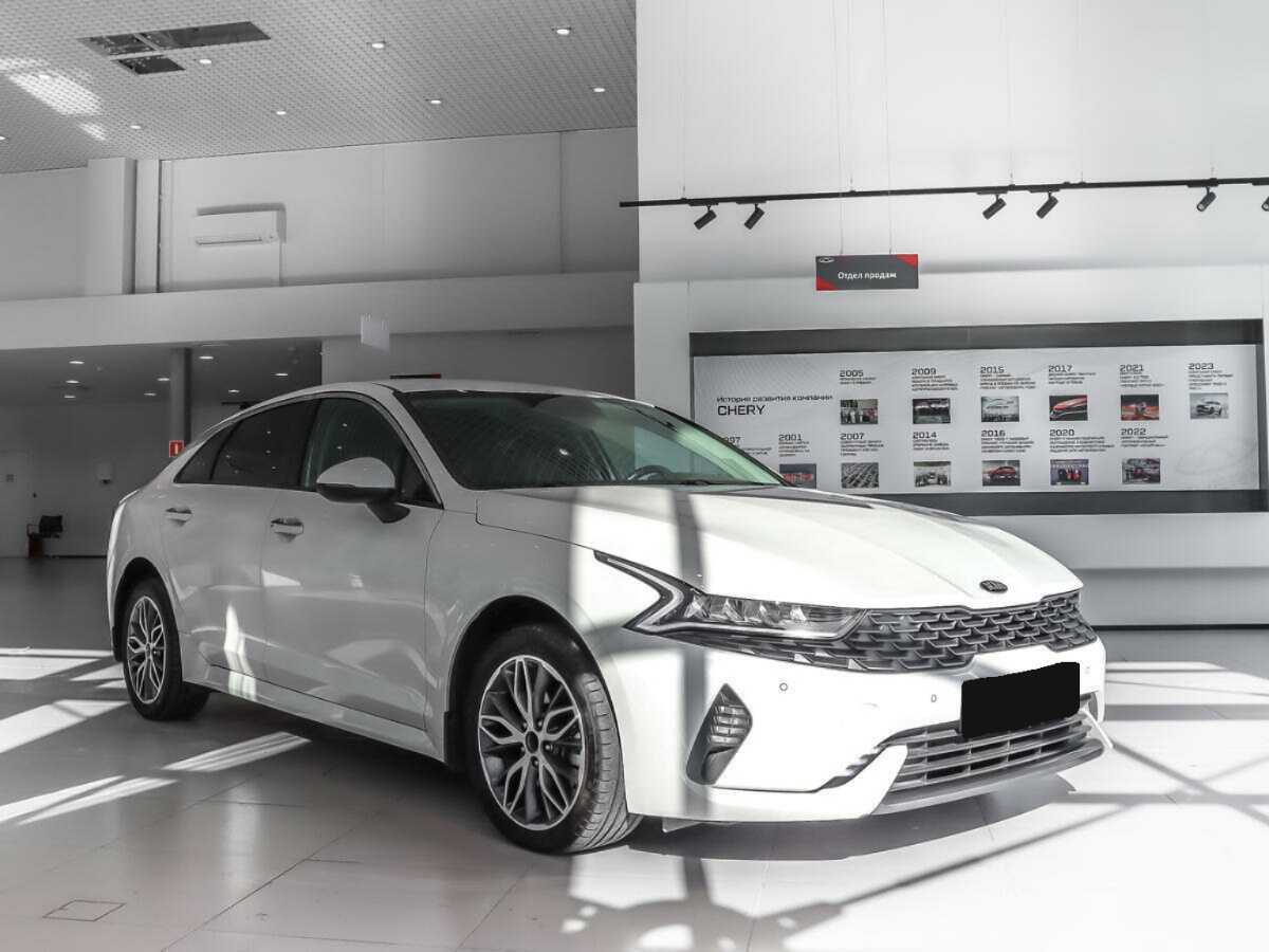 Kia K5 2021 года с пробегом. Фото: #2