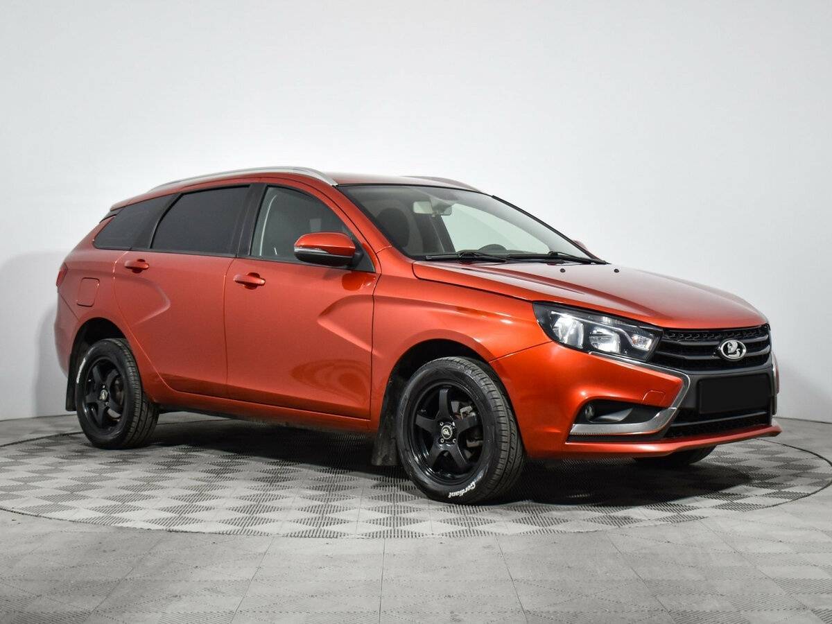 Lada (ВАЗ) Vesta 2018 года с пробегом. Фото: #2
