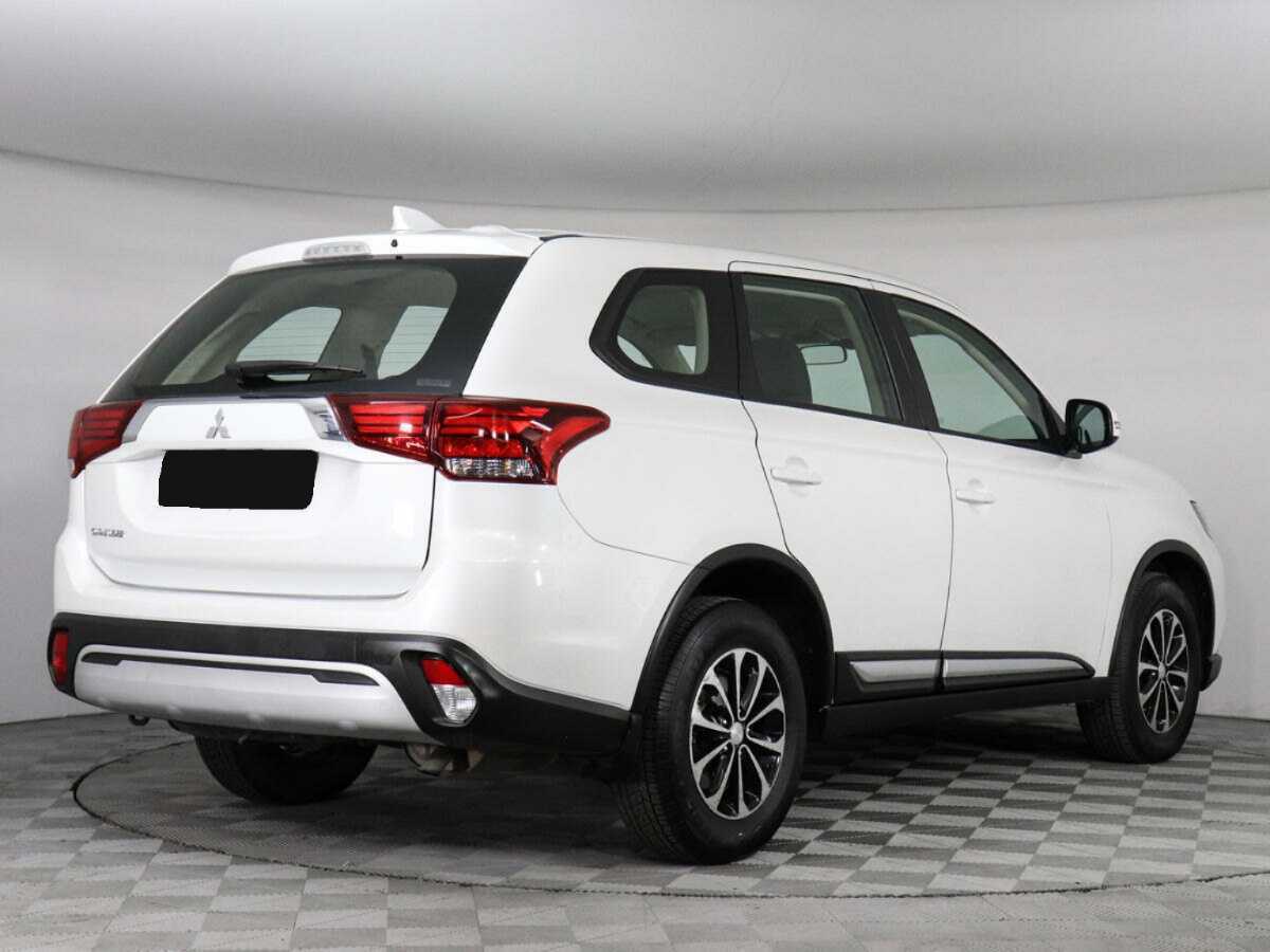 Mitsubishi Outlander 2020 года с пробегом. Фото: #4