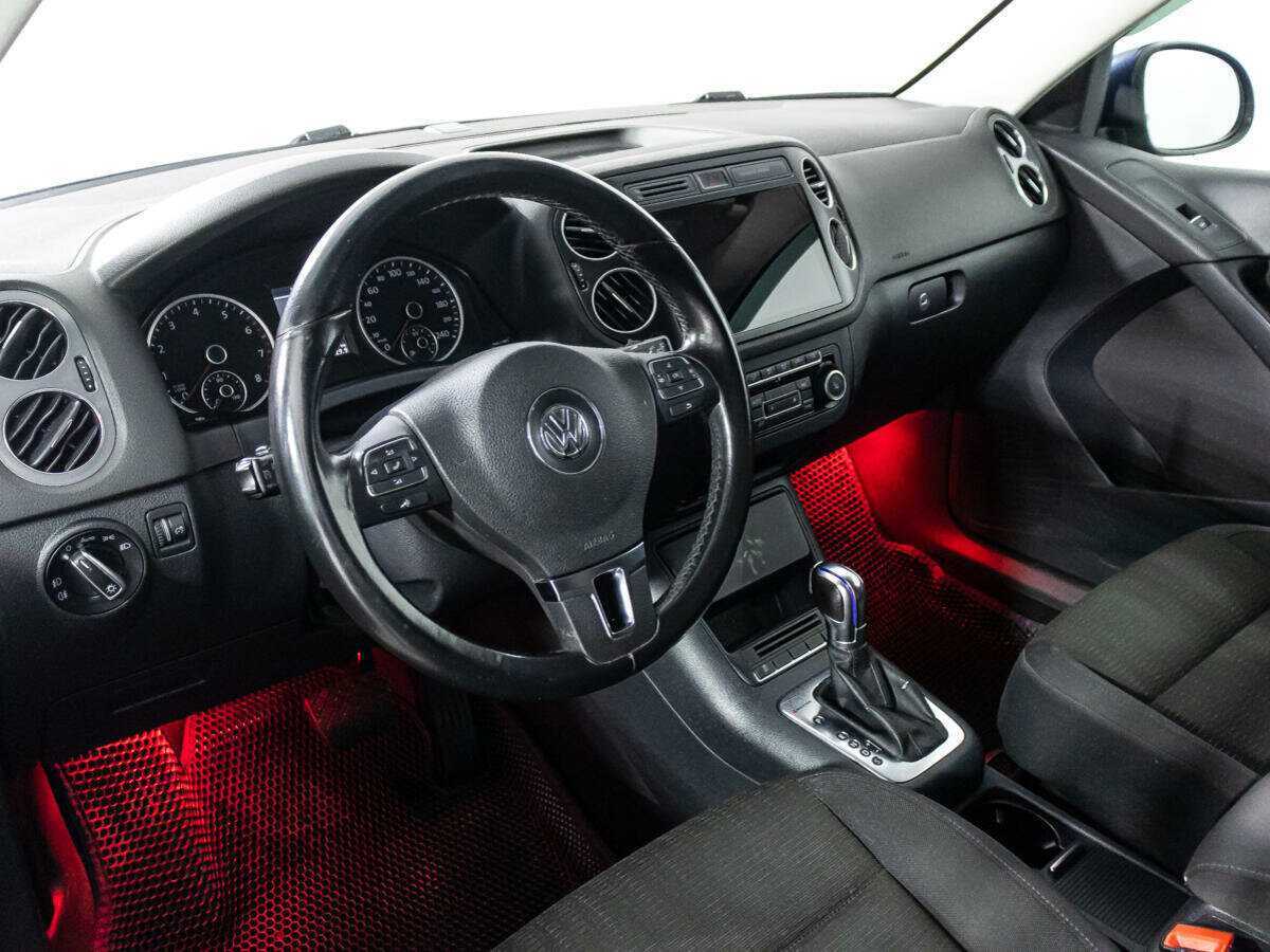 Volkswagen Tiguan 2012 года с пробегом. Фото: #10