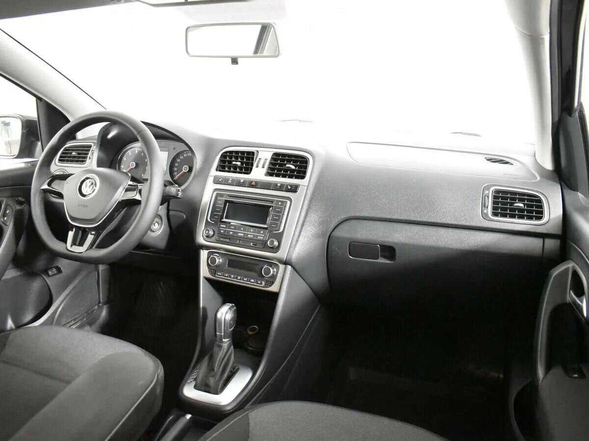 Volkswagen Polo 2017 года с пробегом. Фото: #8