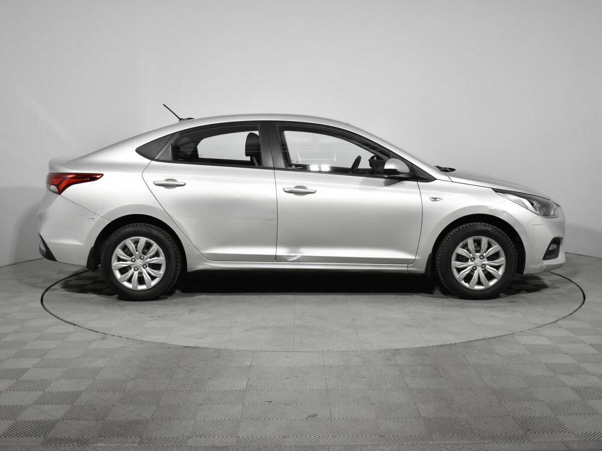 Hyundai Solaris 2017 года с пробегом. Фото: #3