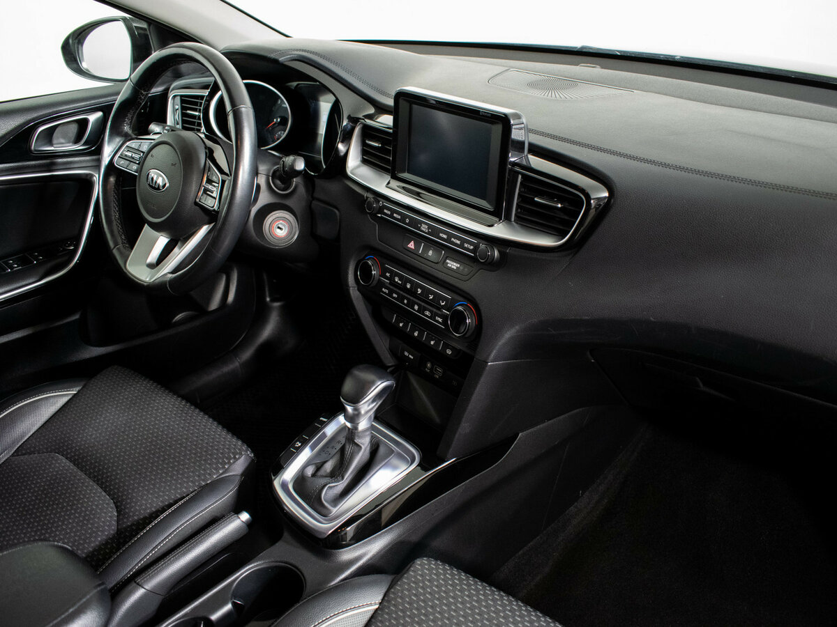 Kia Ceed 2018 года с пробегом. Фото: #9