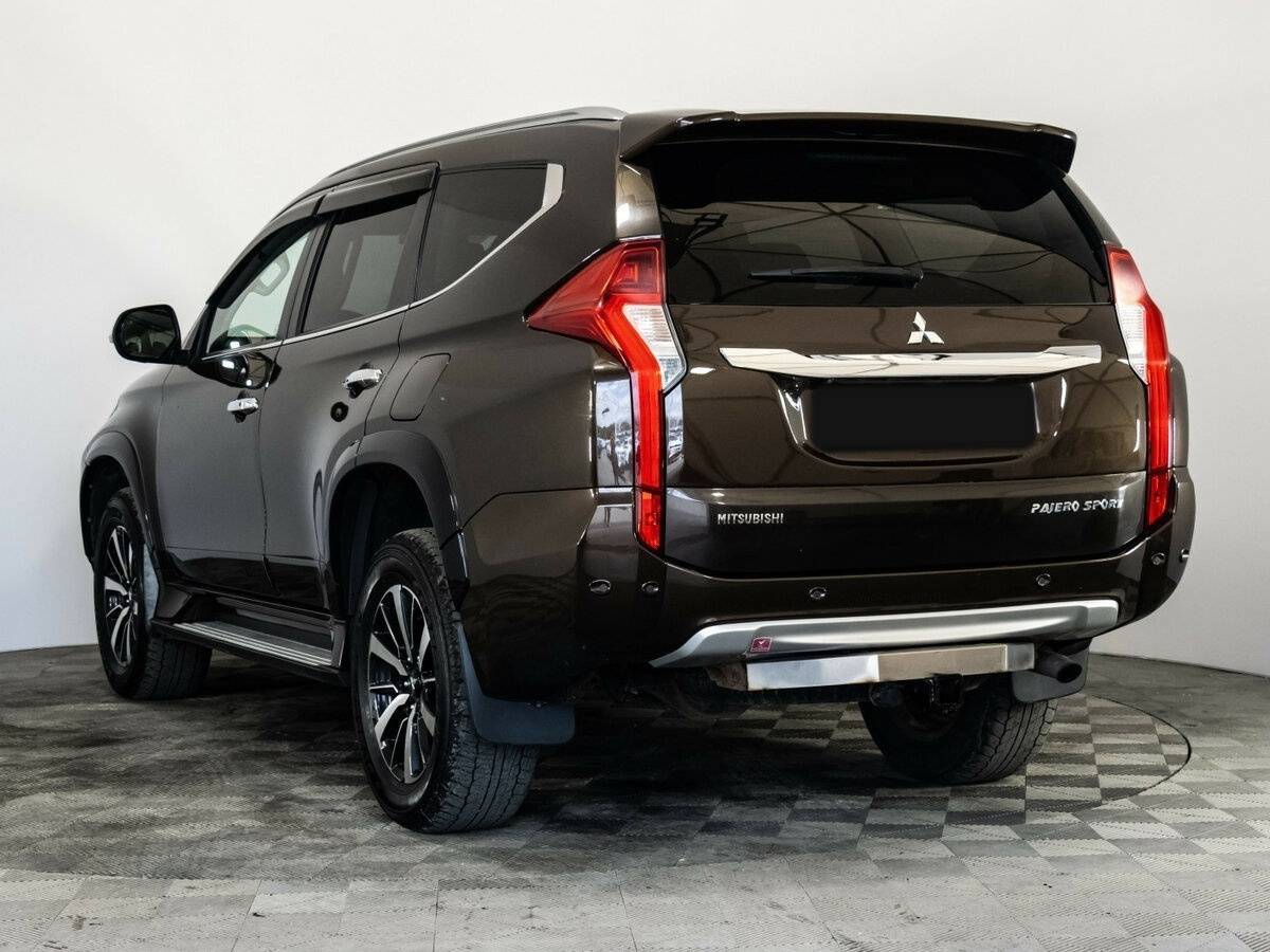 Mitsubishi Pajero Sport 2019 года с пробегом. Фото: #6