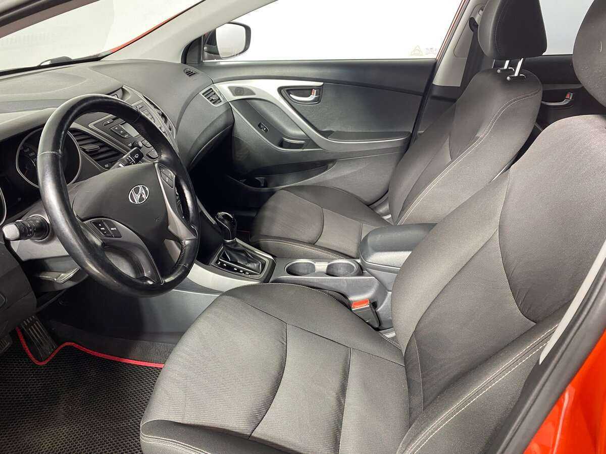 Hyundai Elantra 2015 года с пробегом. Фото: #6
