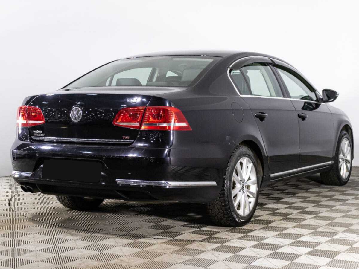 Volkswagen Passat 2012 года с пробегом. Фото: #4