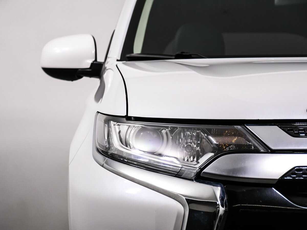 Mitsubishi Outlander 2022 года с пробегом. Фото: #13