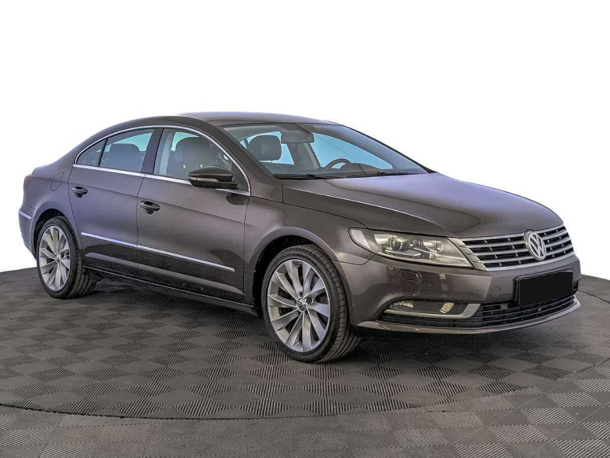 Volkswagen Passat CC 2013 года с пробегом. Фото: #2