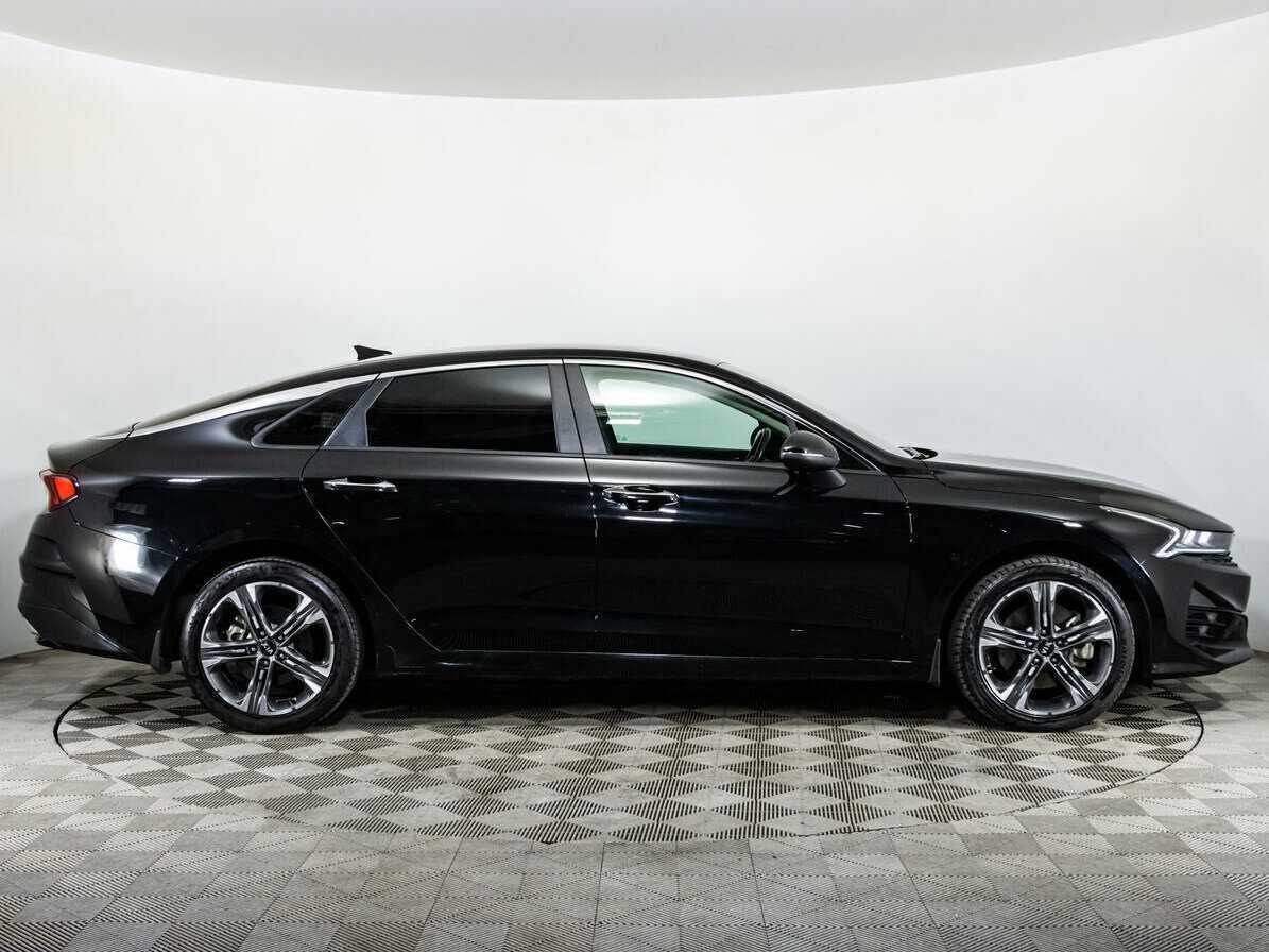 Kia K5 2021 года с пробегом. Фото: #4