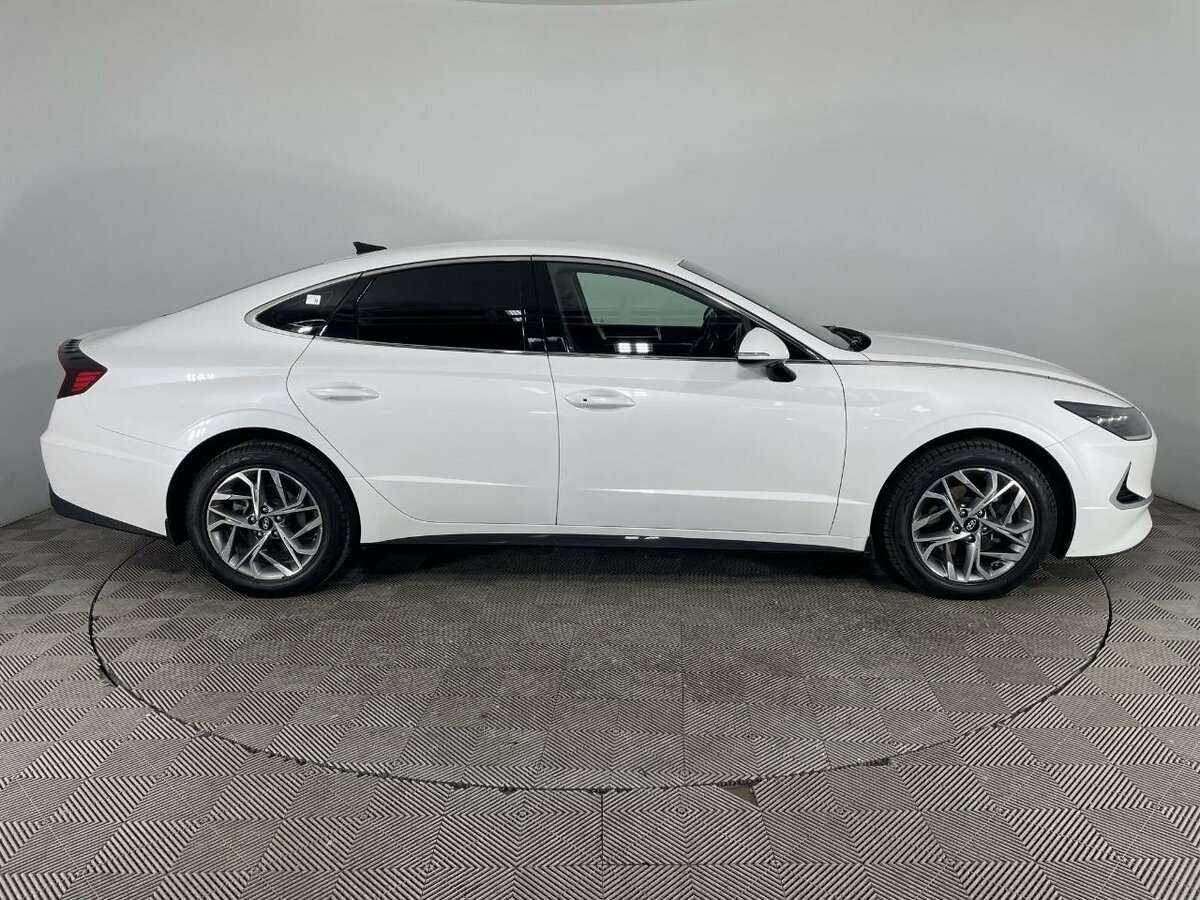 Hyundai Sonata 2019 года с пробегом. Фото: #3