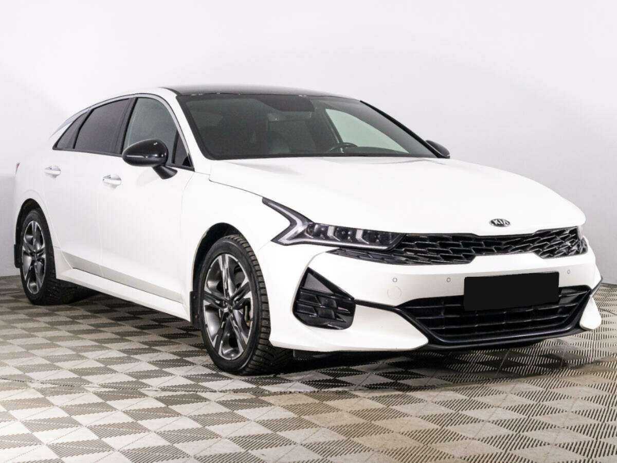 Kia K5 2021 года с пробегом. Фото: #1