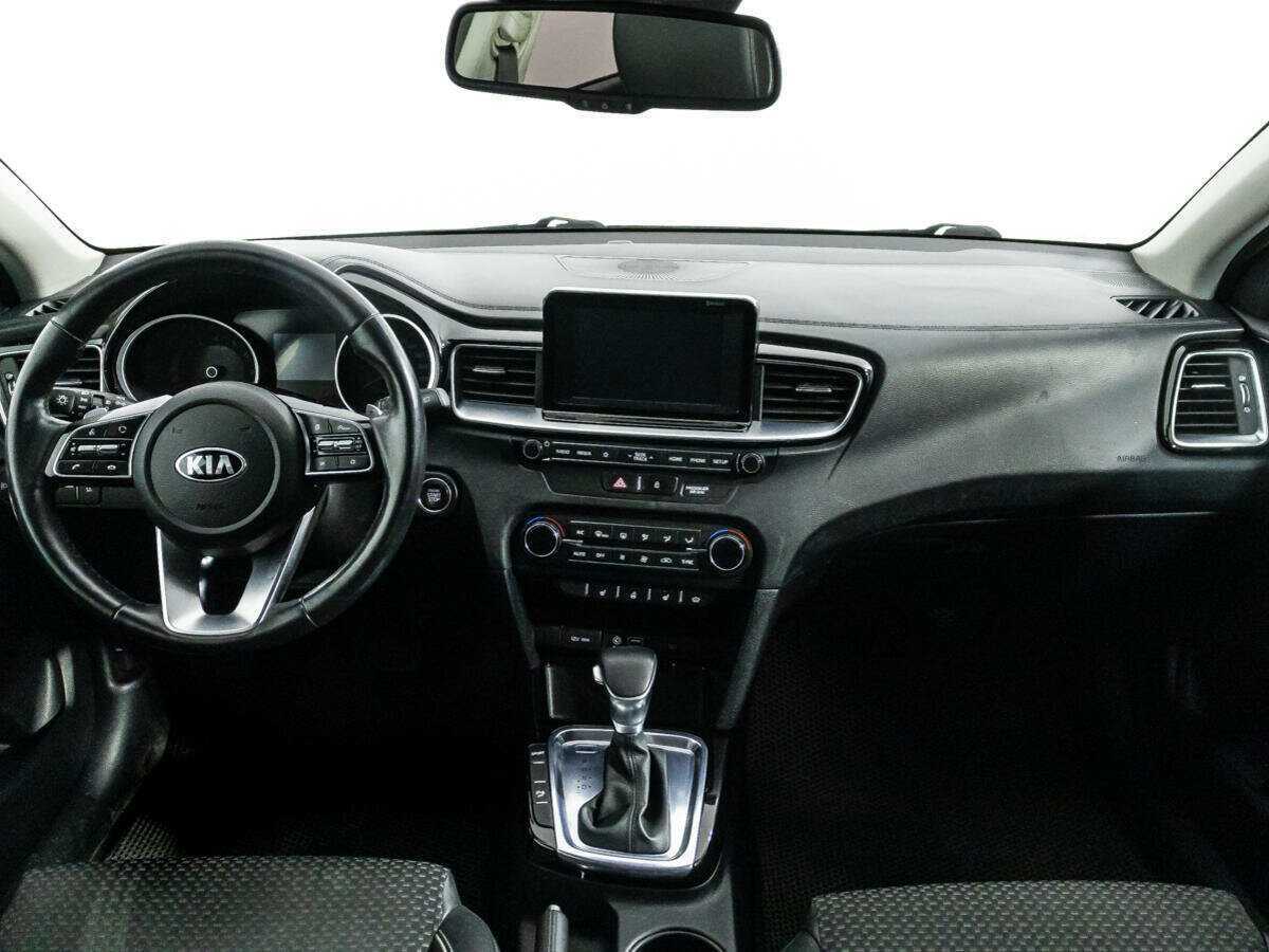 Kia Ceed 2019 года с пробегом. Фото: #12