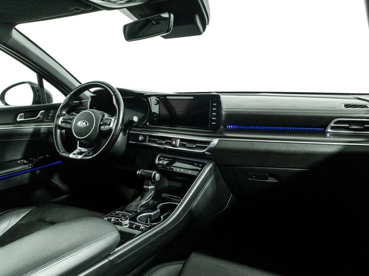Kia K5 2020 года с пробегом. Фото: #9