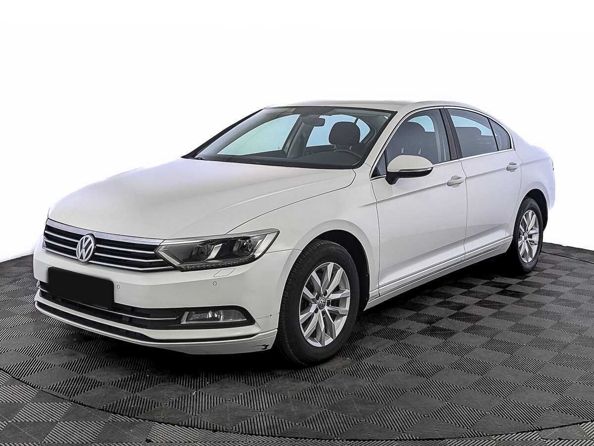 Volkswagen Passat 2019 года с пробегом. Посмотреть фото