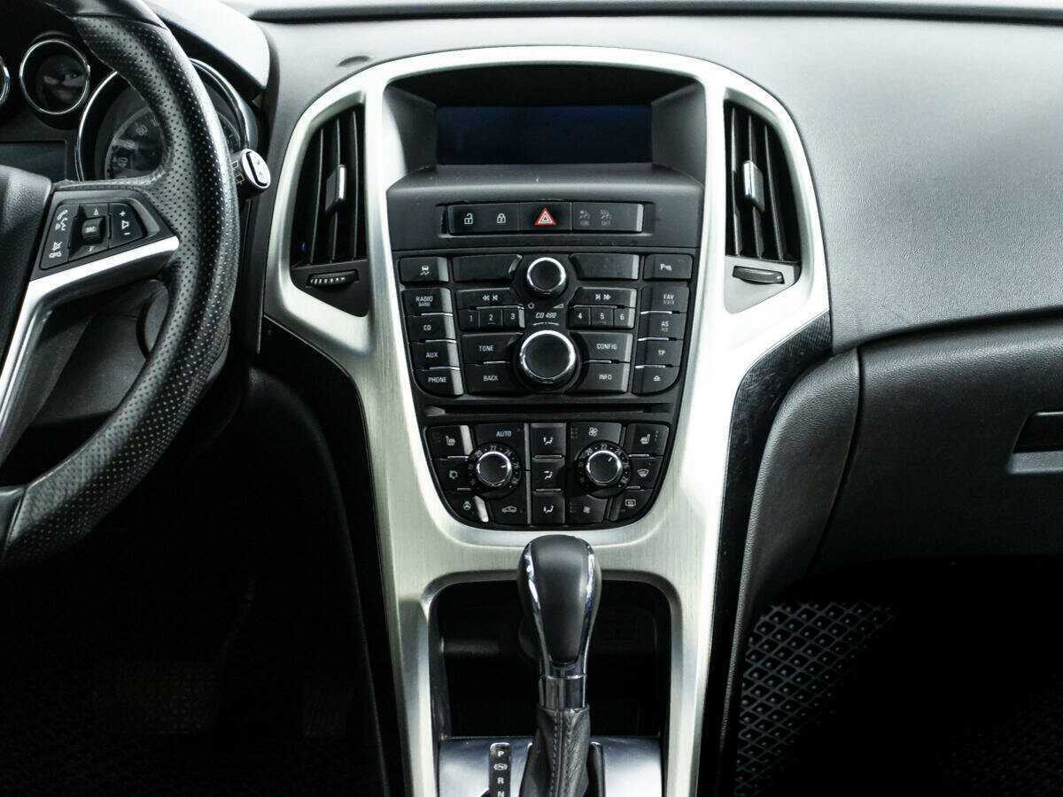 Opel Astra 2012 года с пробегом. Фото: #13