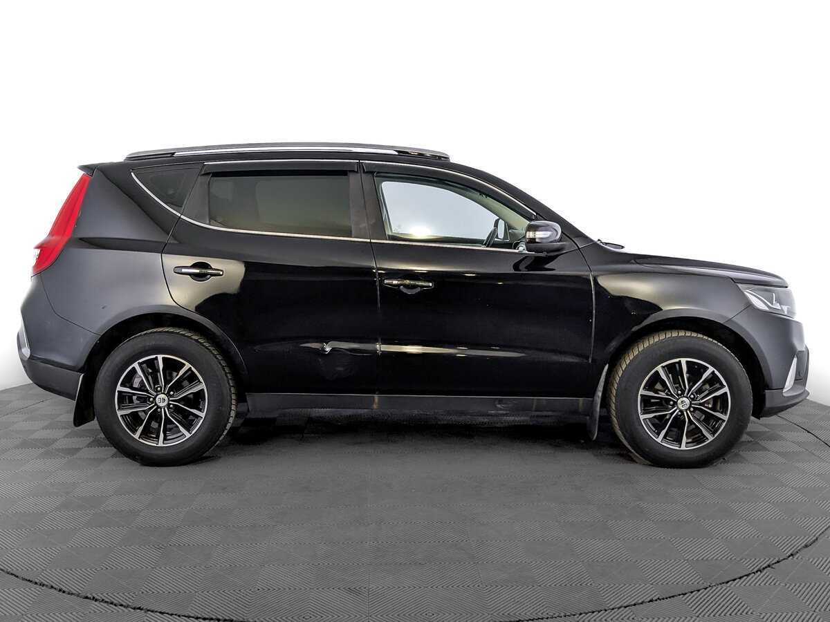 Geely Emgrand X7 2018 года с пробегом. Фото: #3