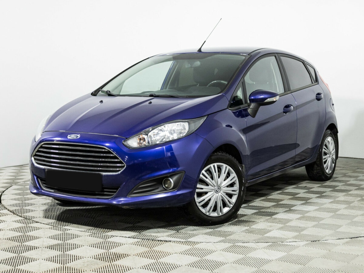 Ford Fiesta 2016 года с пробегом. Посмотреть фото