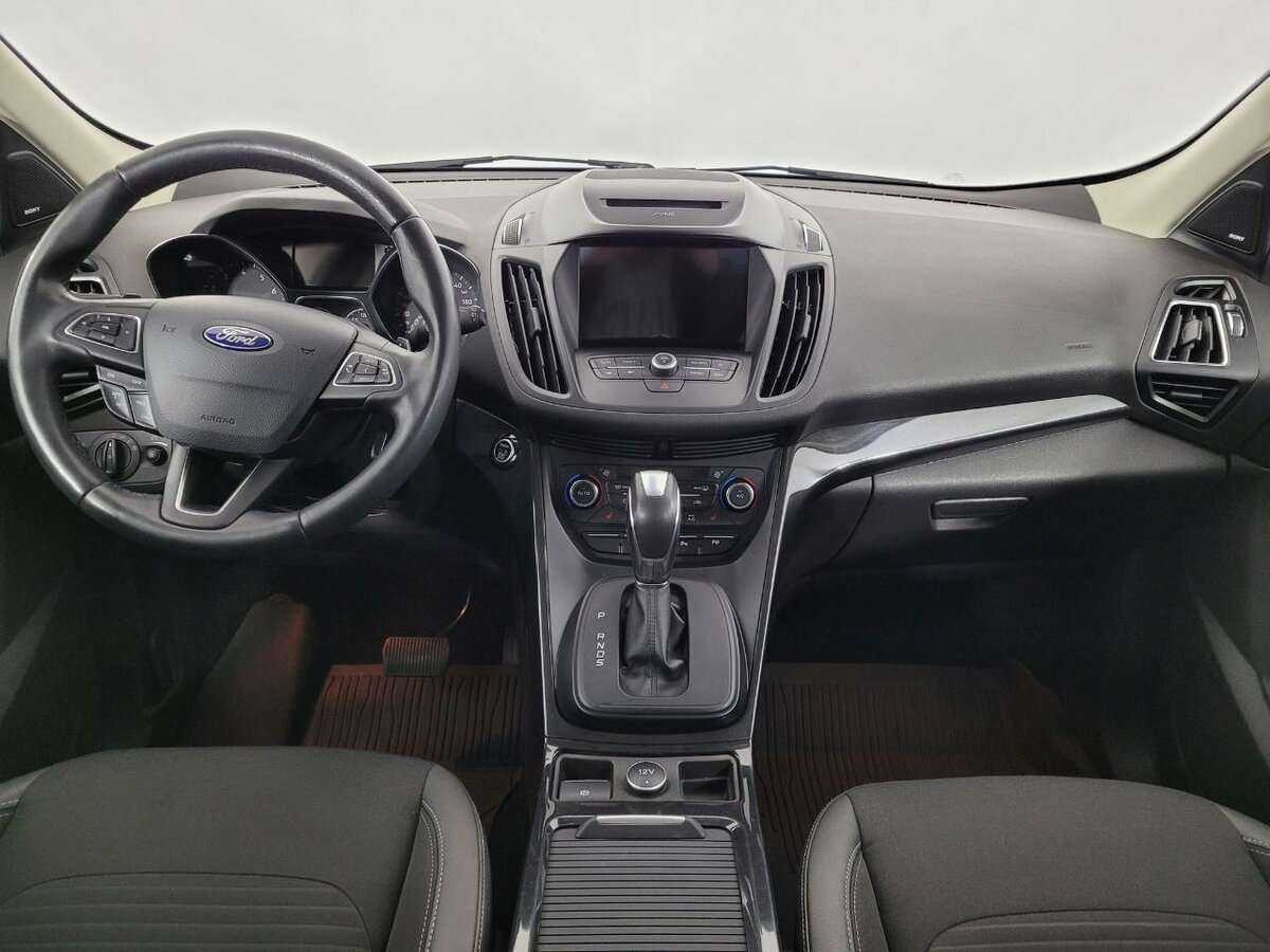 Ford Kuga 2018 года с пробегом. Фото: #6