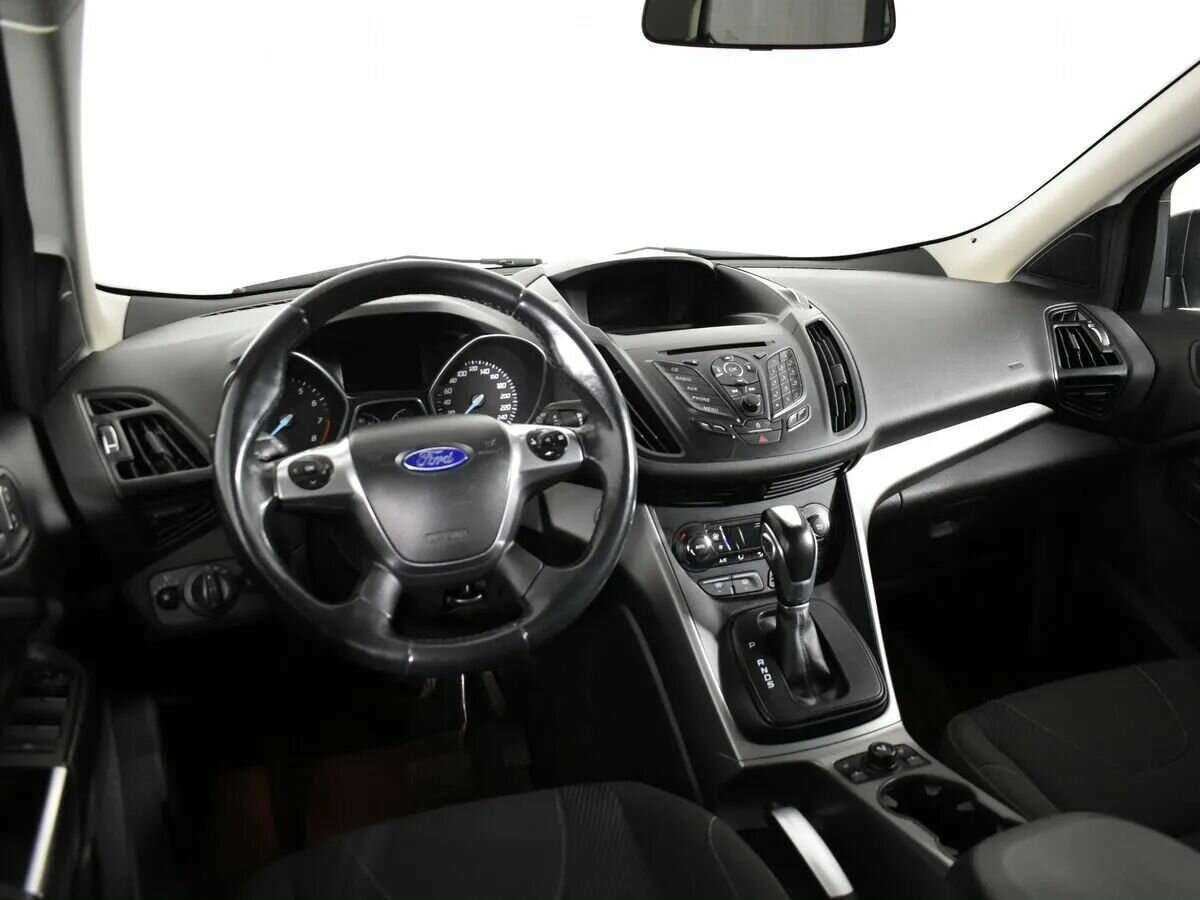 Ford Kuga 2013 года с пробегом. Фото: #8