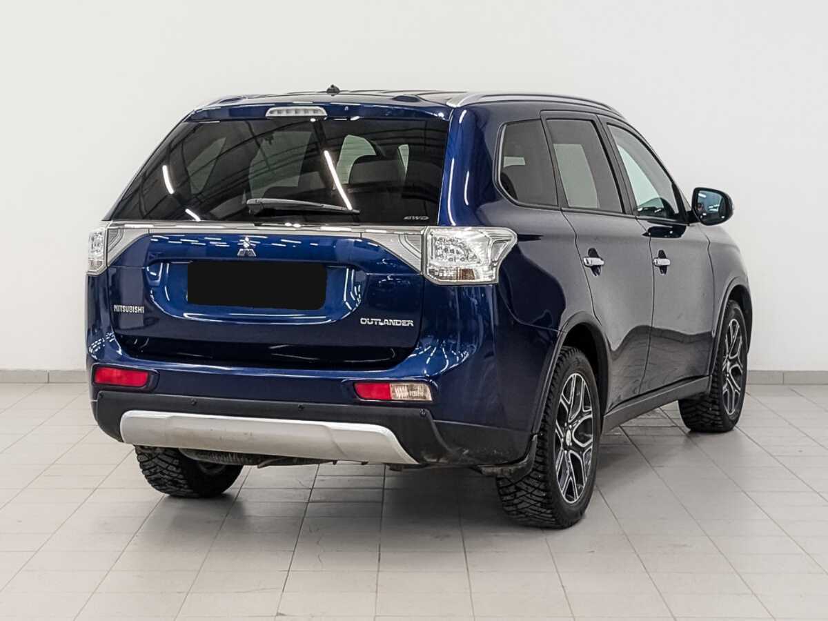 Mitsubishi Outlander 2014 года с пробегом. Фото: #4