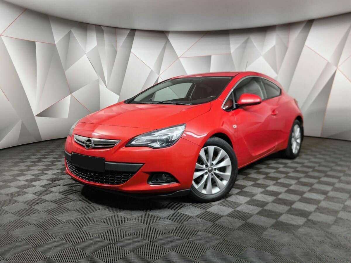 Opel Astra 2012 года с пробегом. Фото: #0