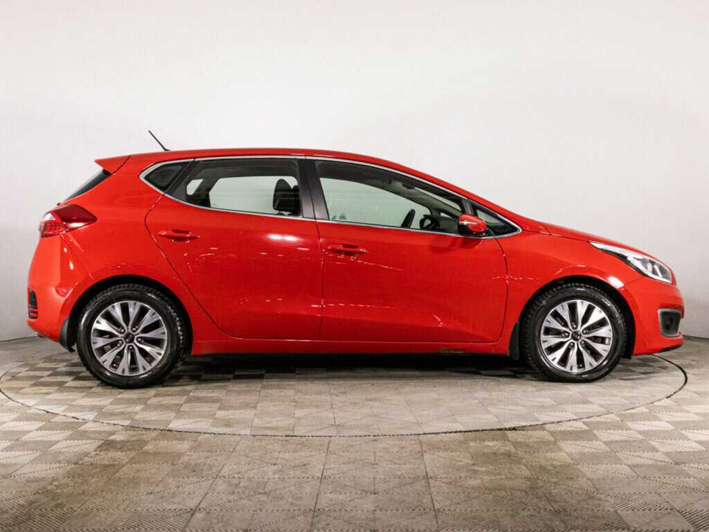Kia Ceed 2015 года с пробегом. Фото: #3