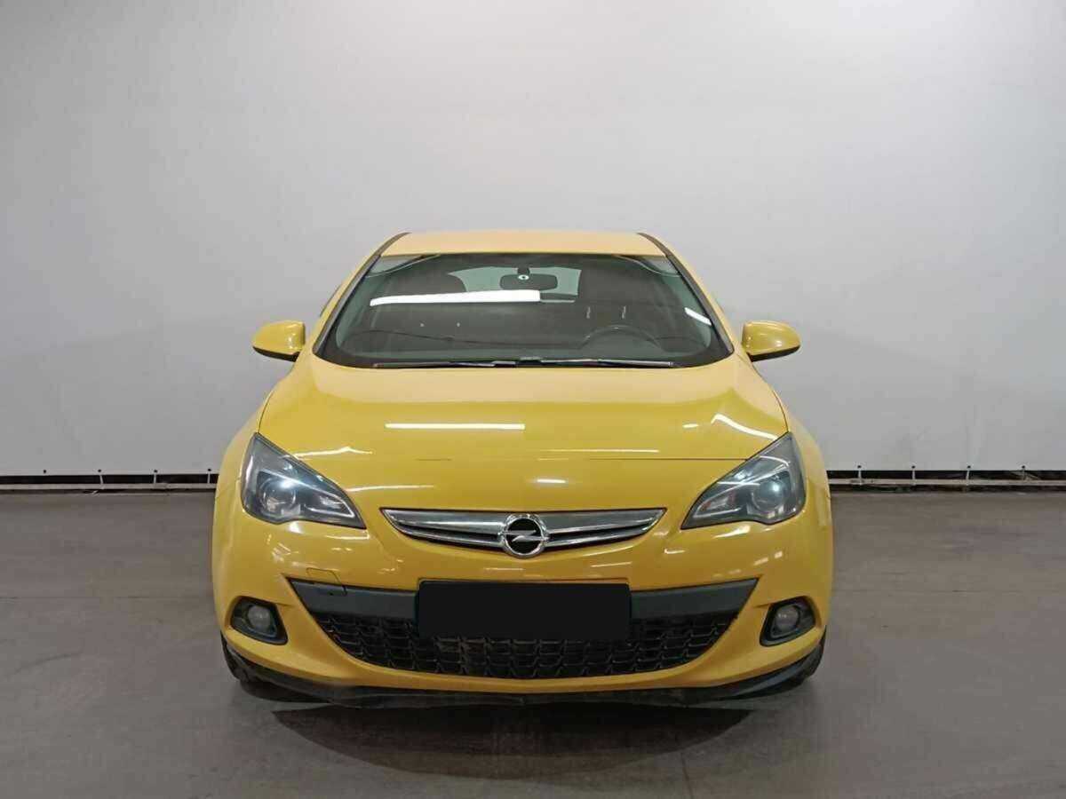 Opel Astra 2013 года с пробегом. Фото: #1