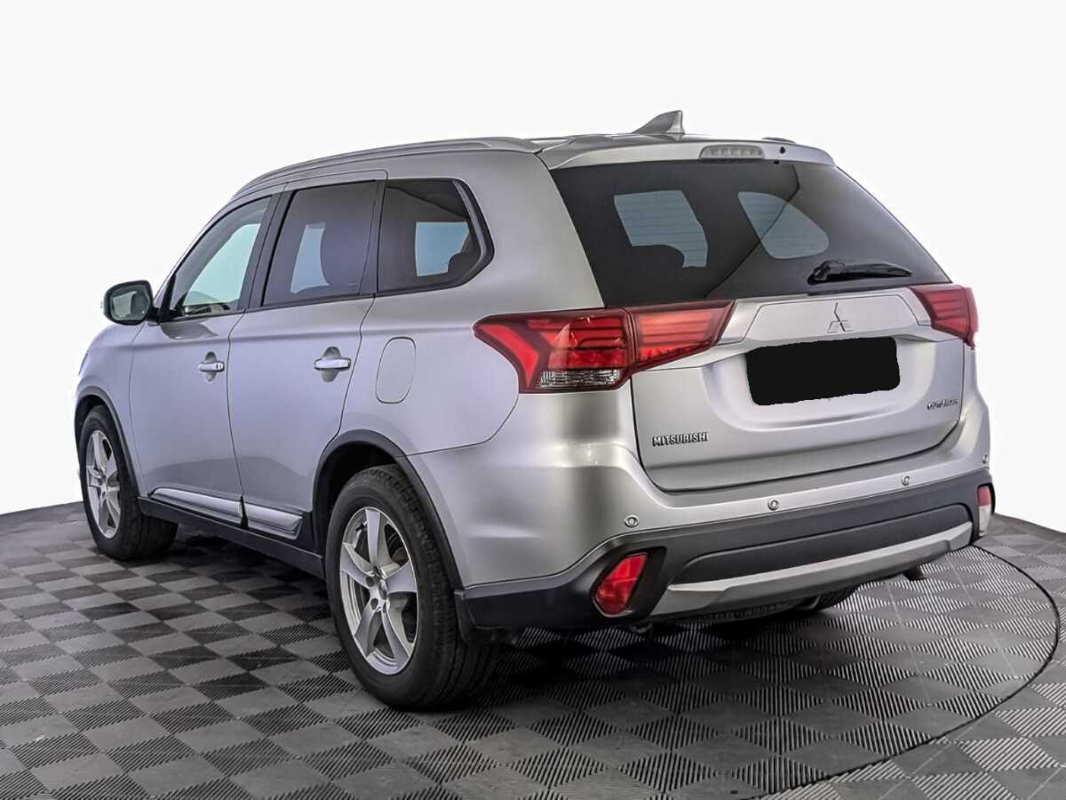 Mitsubishi Outlander 2017 года с пробегом. Фото: #6